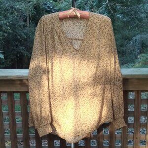 Pleione Mustard Color Wildflower V Neck Long Sleeve Elastic Wrist Tunic Top SzL